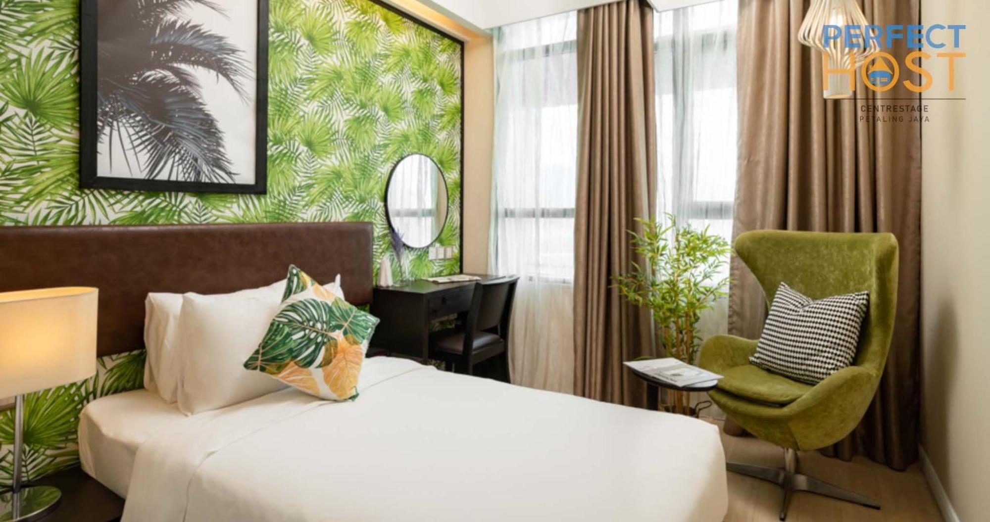 Готель Centrestage Petaling Jaya By Perfect Host Екстер'єр фото Deluxe Room