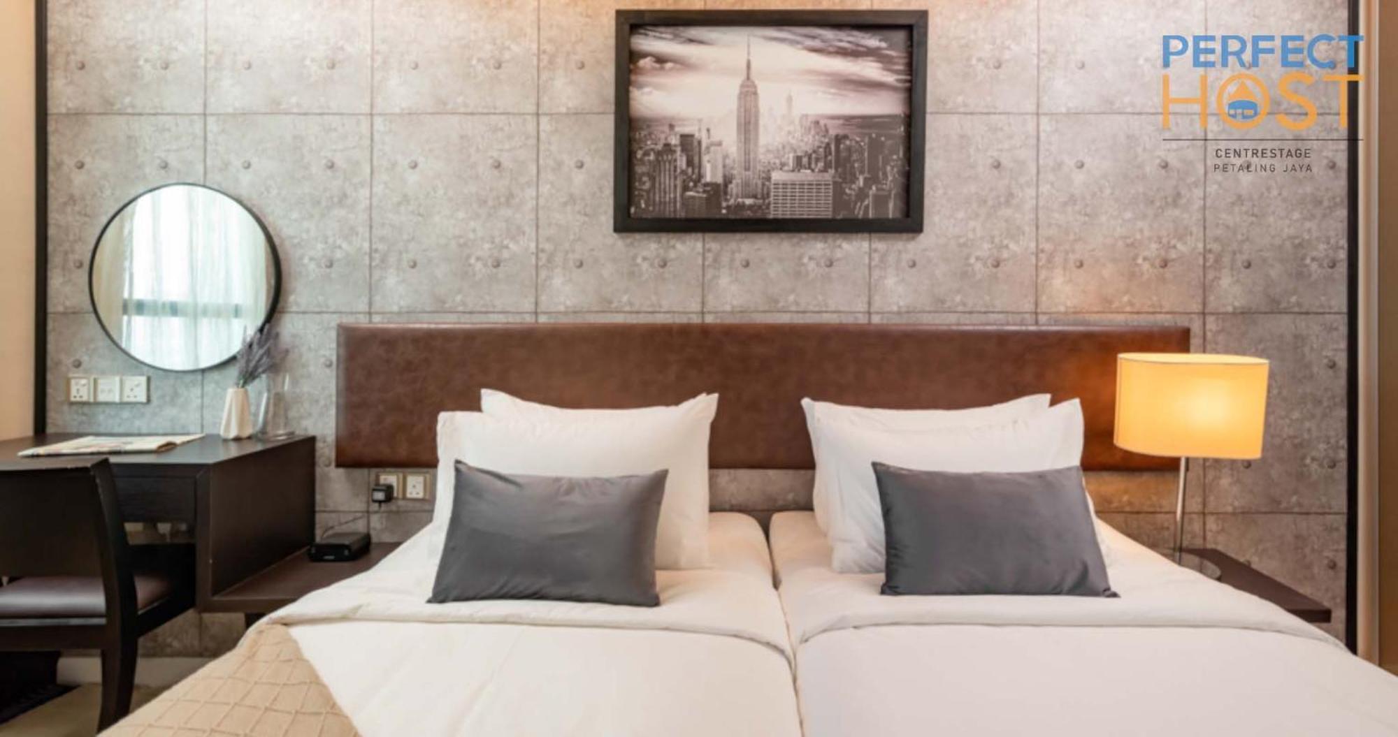 Готель Centrestage Petaling Jaya By Perfect Host Екстер'єр фото Deluxe Room